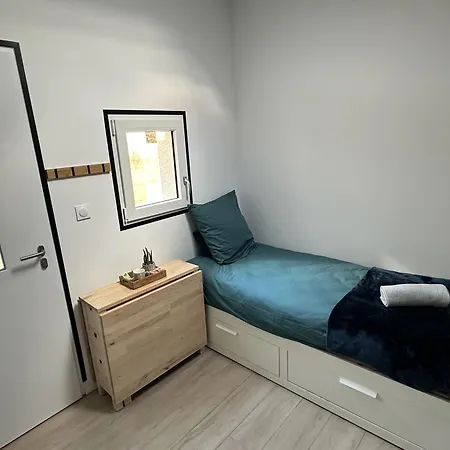 La Petite Maison Derriere La Gare Ανγκουλέμ