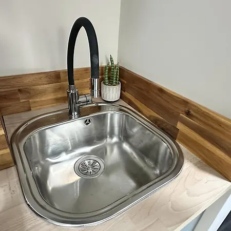 La Petite Maison Derrière La Gare Angoulême