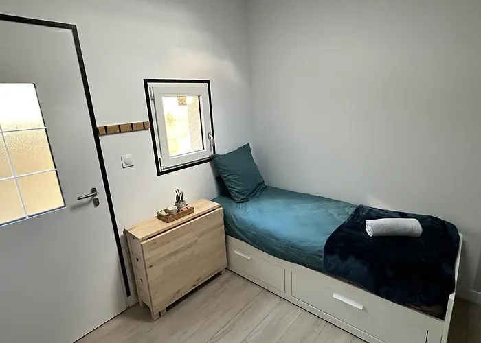 La Petite Maison Derriere La Gare Ανγκουλέμ