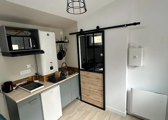 La Petite Maison Derriere La Gare Appartement *